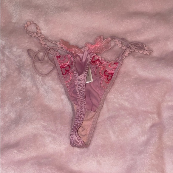 RETRO HEART THONG - Picture 3 of 3